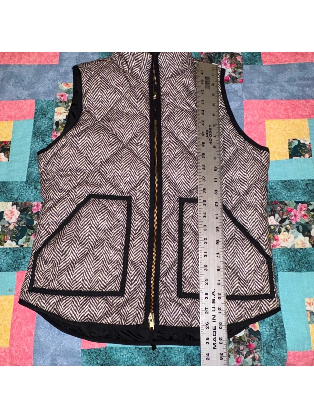J.Crew $98 Women's S Quilted Herringbone Excursion Vest jacket Size Small